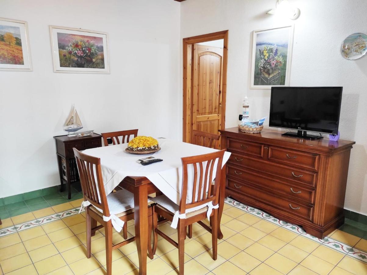 Casa Lupino Apartman Orosei Kültér fotó